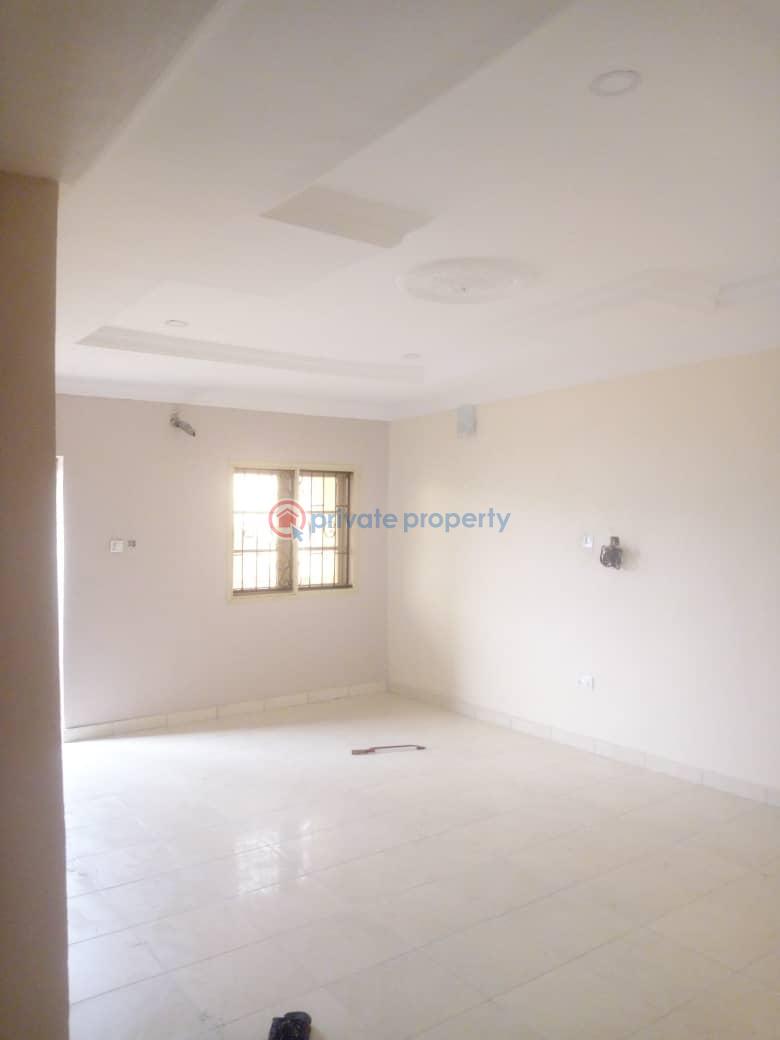 3 bedroom Flat & Apartment For Rent Sliver Point Estate Badore Ajah Lagos - 2
