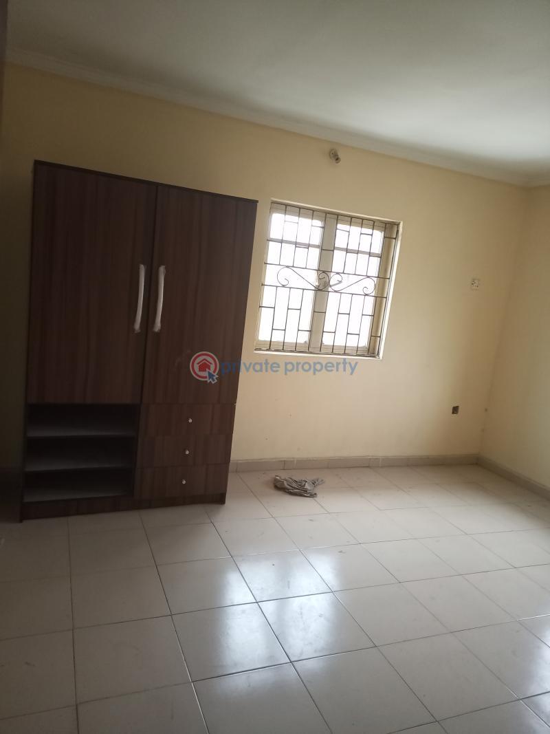 3 bedroom House For Rent Container Bus Stop, Opposite Green Spring School, Awoyaya Ajah Lagos - 3