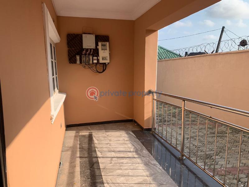 3 bedroom Flat & Apartment For Rent Akins Addo Road Ajah Lagos - 9