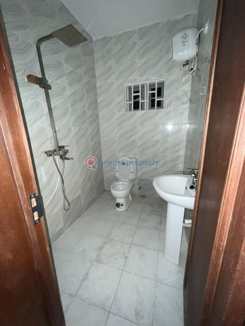 Sharp 2bedroom flat - 8 House For Rent Thomas Estate Ajah Lagos - 8