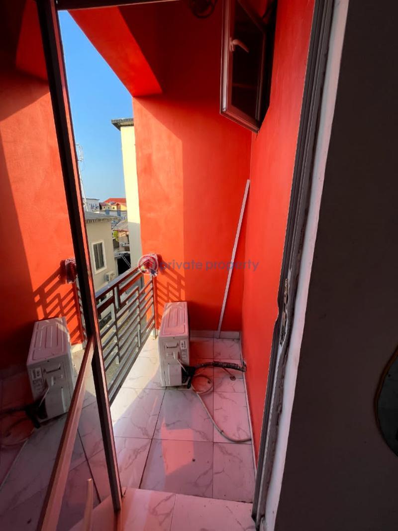 Flat & Apartment For Rent Alpha Beach Road, Lekki Lagos - 1