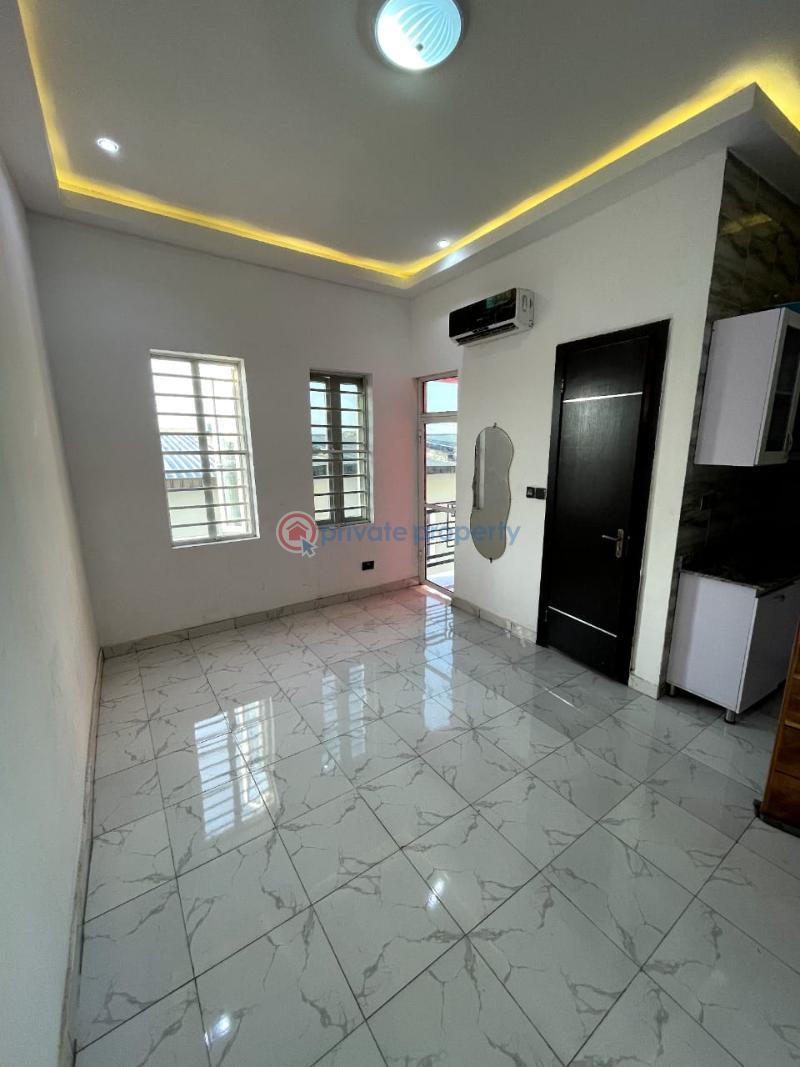 Flat & Apartment For Rent Alpha Beach Road, Lekki Lagos - 2