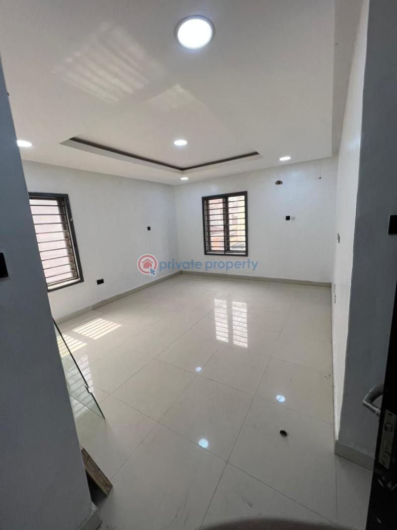 1 bedroom Flat & Apartment For Rent Mojisola Onikoyi Estate Lagos - 5