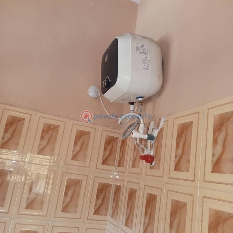 2 bedroom Flat & Apartment For Rent Budo Estate Ajah Lagos - 6