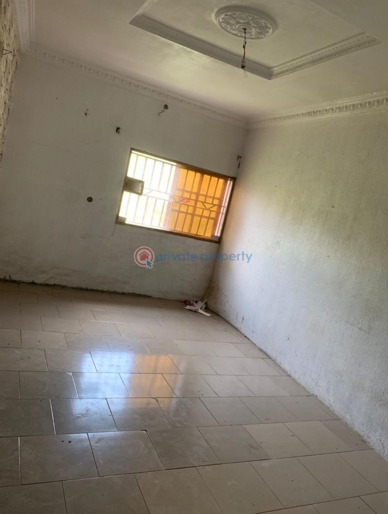 Self Contain For Rent Off Secretariat/awolowo Road Bodija Ibadan Oyo - 1