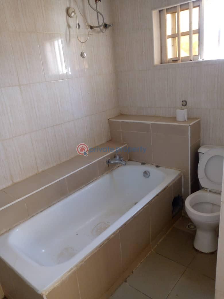 2 bedroom House For Rent Diplomatic Zone Katampe Ext. Abuja Phase 2  - 4