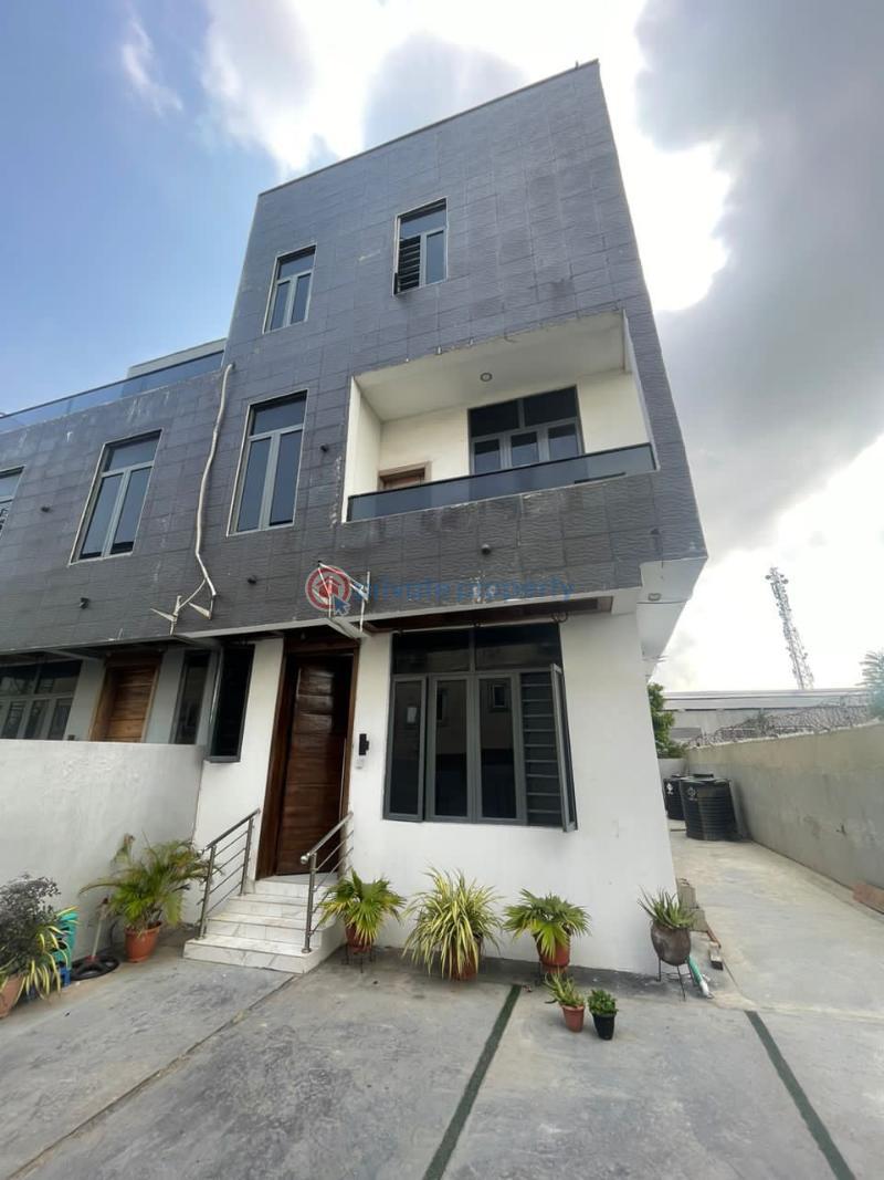 4 bedroom Semi detached Duplex For Rent Lekki Phase 1 Lagos