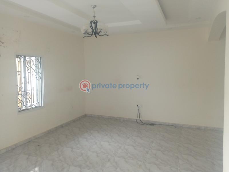 3 bedroom Flat & Apartment For Rent Palm View Estate Ajah Lagos - 4