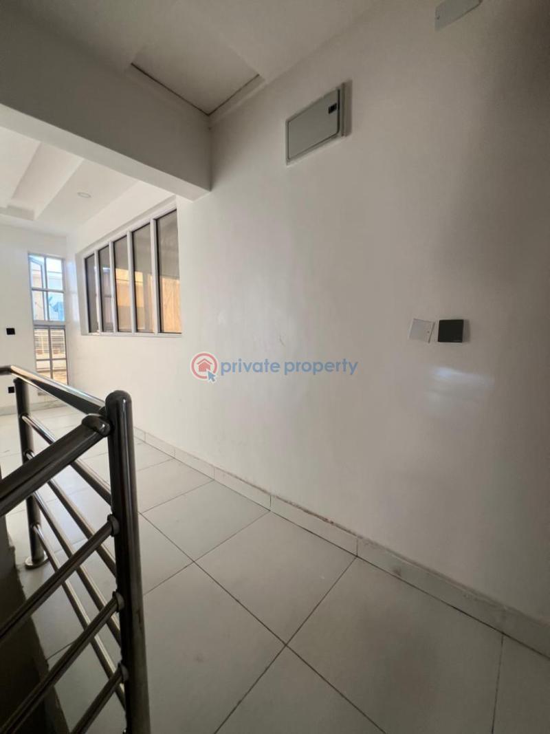 1 bedroom Mini Flat For Rent Along Lekki Expressway Lagos - 2