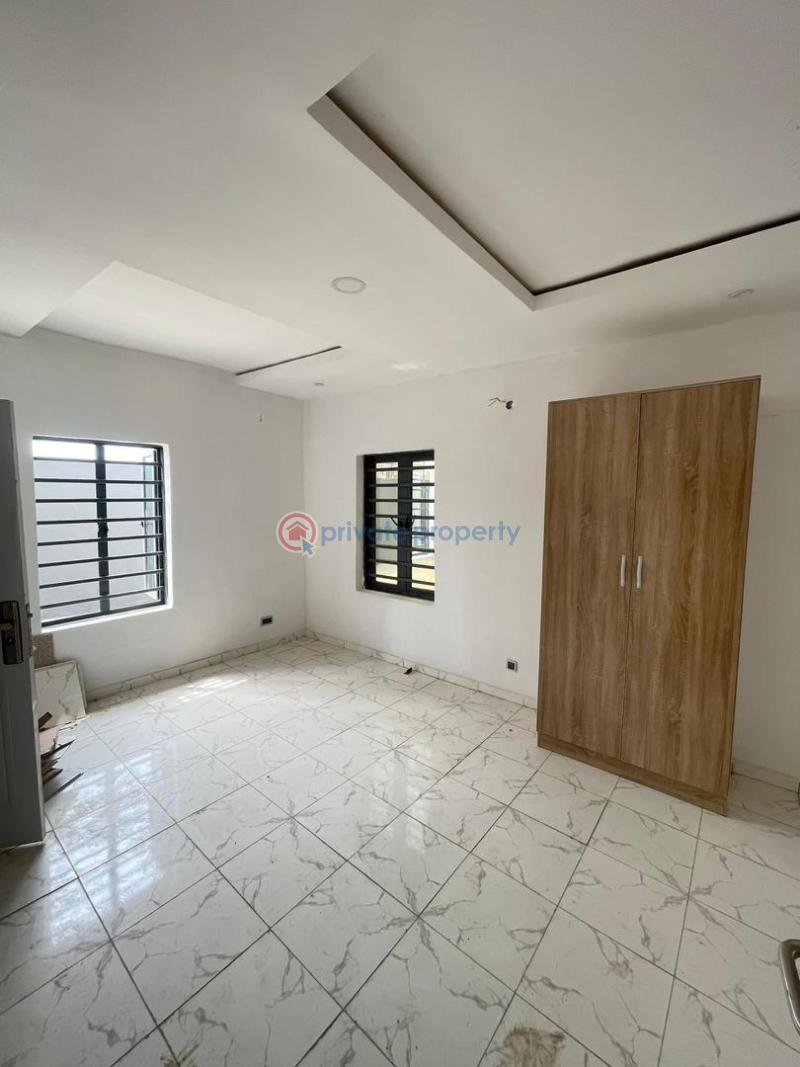 2 bedroom Block Of Flats For Rent Ikota Lekki Lagos - 3