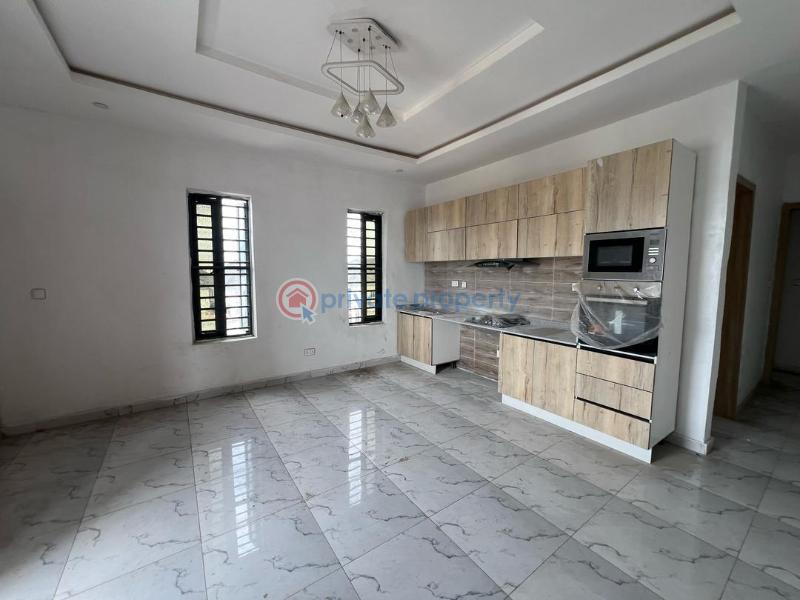 2 bedroom Block Of Flats For Sale Along Lekki Expressway Lagos - 5