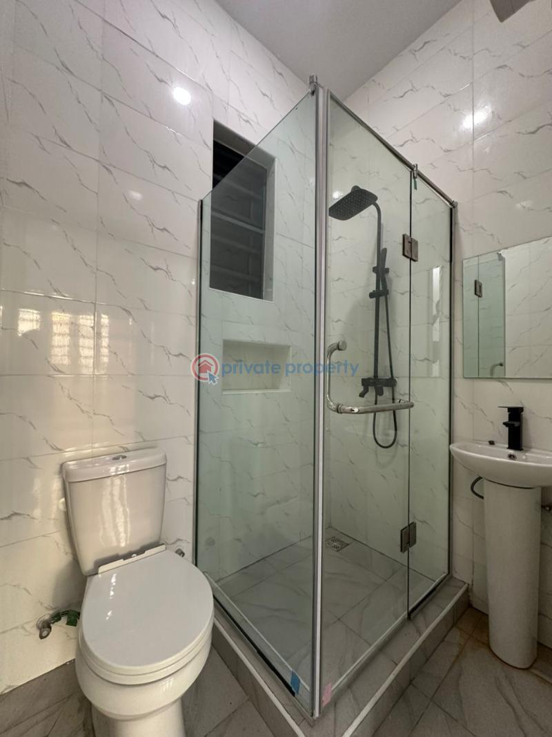 2 bedroom Block Of Flats For Rent Ologolo Lekki Lagos - 3