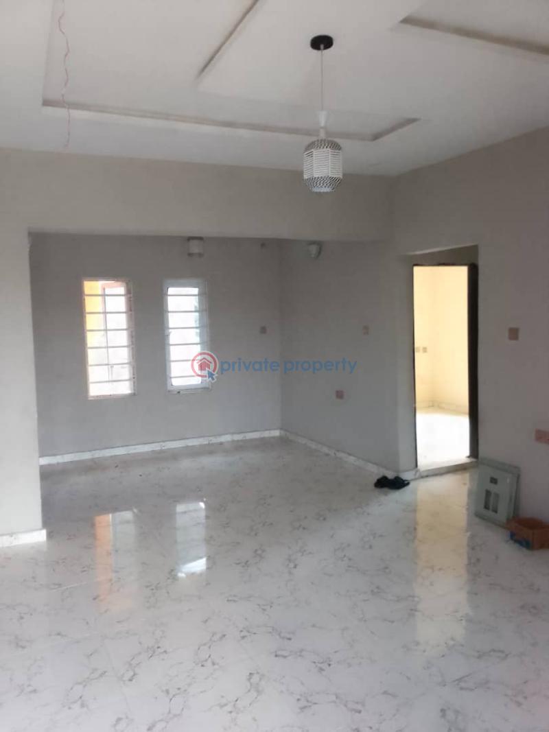 Spacious 2 bedroom flat - 1 3 bedroom Block Of Flats For Rent Badore Ajah Lagos - 1