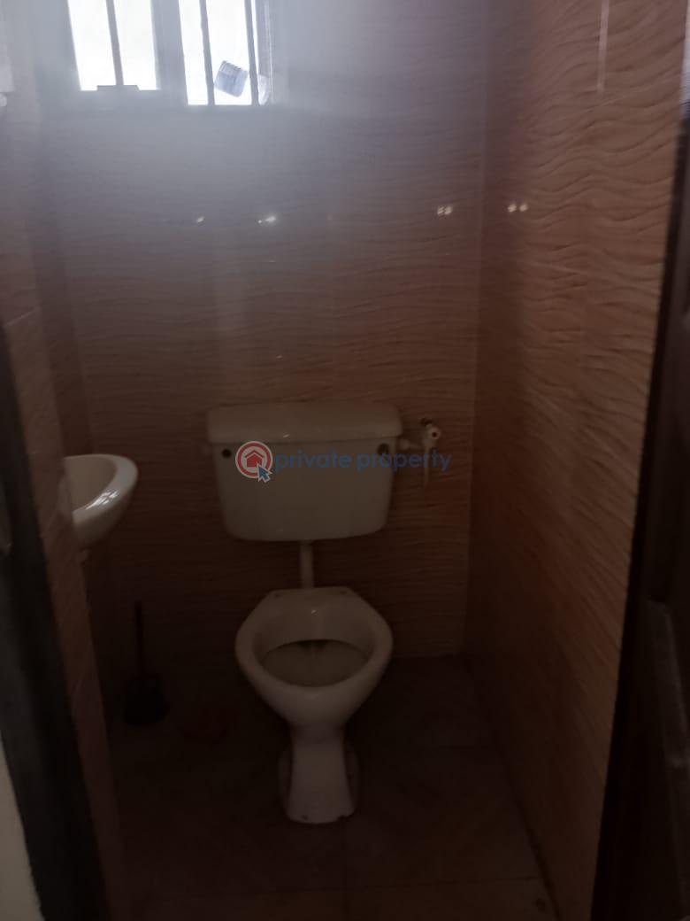 2 bedroom Block Of Flats For Rent Omole Phase 1 Ojodu Lagos - 4