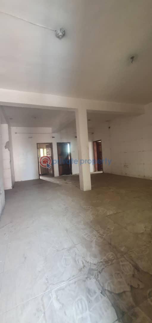 3 bedroom Commercial Property For Rent Off Herbert Macaulay Way, Yaba Lagos - 1