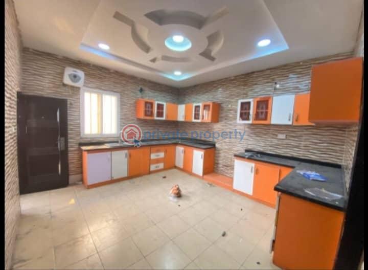 3 bedroom Block Of Flats For Rent Lekki Lagos Lekki Phase 1 Lagos - 1