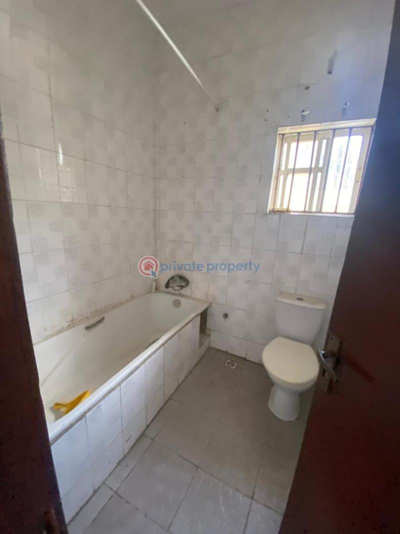 3 bedroom Block Of Flats For Rent Estate Osapa London Lekki Lagos - 5