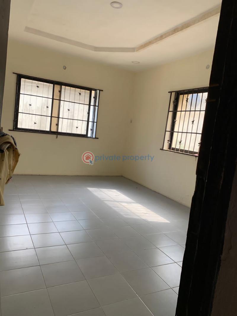 3 bedroom Detached Bungalow For Rent Treasure Estate Sangotedo Ajah Lagos - 4