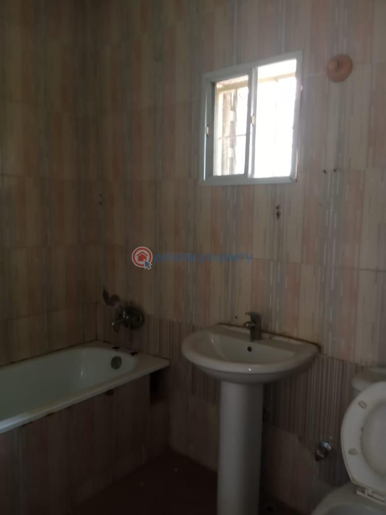 3 bedroom Flat & Apartment For Rent Katampe Main Abuja Phase 2  - 4