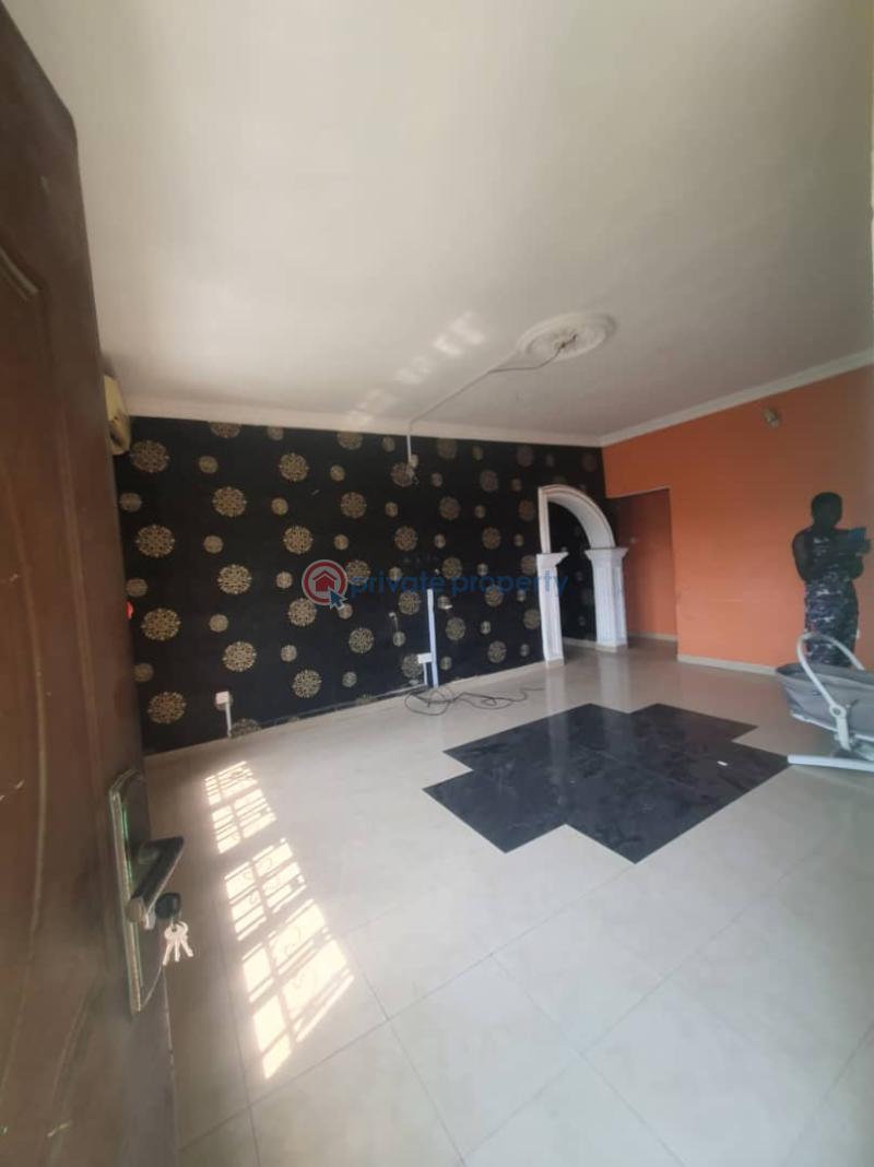 3 bedroom Flat & Apartment For Rent Yaba Lagos - 9