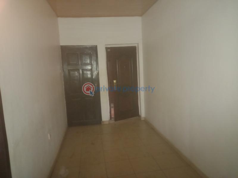 For rent 3 bedroom Flat & Apartment Maplewood Estate Oko Oba Agege