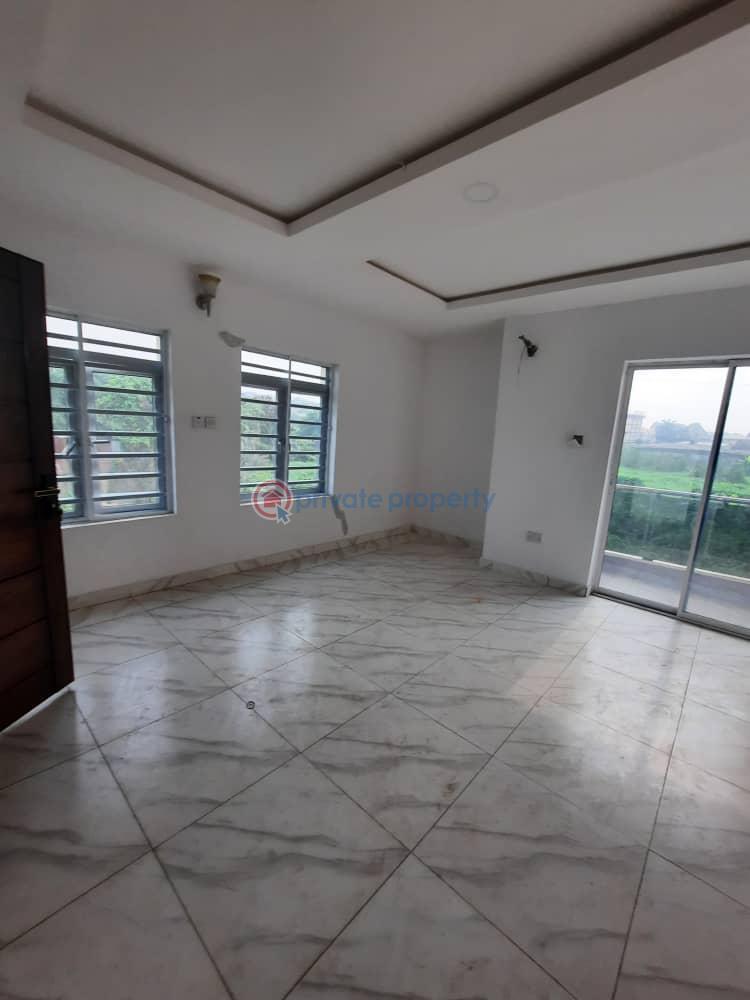 3 bedroom Flat & Apartment For Sale Mende Maryland Lagos - 13