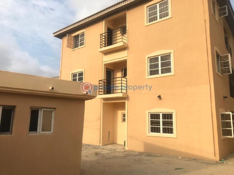 3 bedroom Block Of Flats For Rent Agungi Lekki Lagos - 9