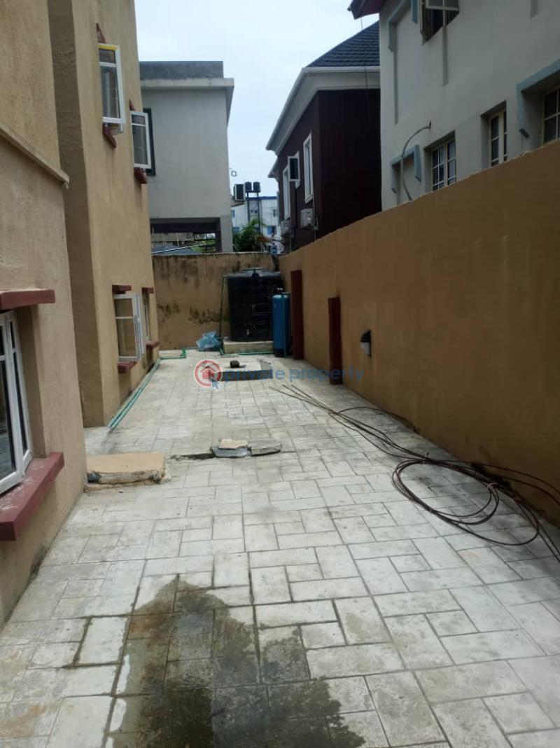 3 bedroom Flat & Apartment For Rent Lekki Lagos - 0