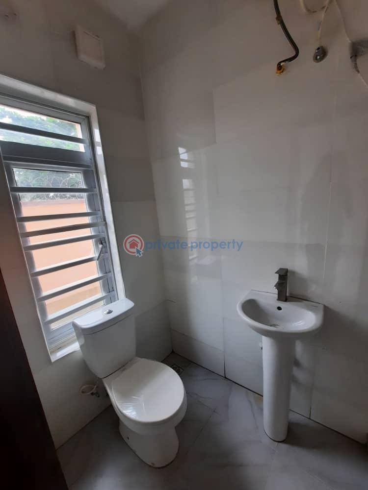3 bedroom Flat & Apartment For Sale Mende Maryland Lagos - 1
