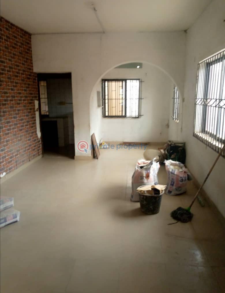 3 bedroom Flat & Apartment For Rent Oke-ira Ogba Lagos - 2