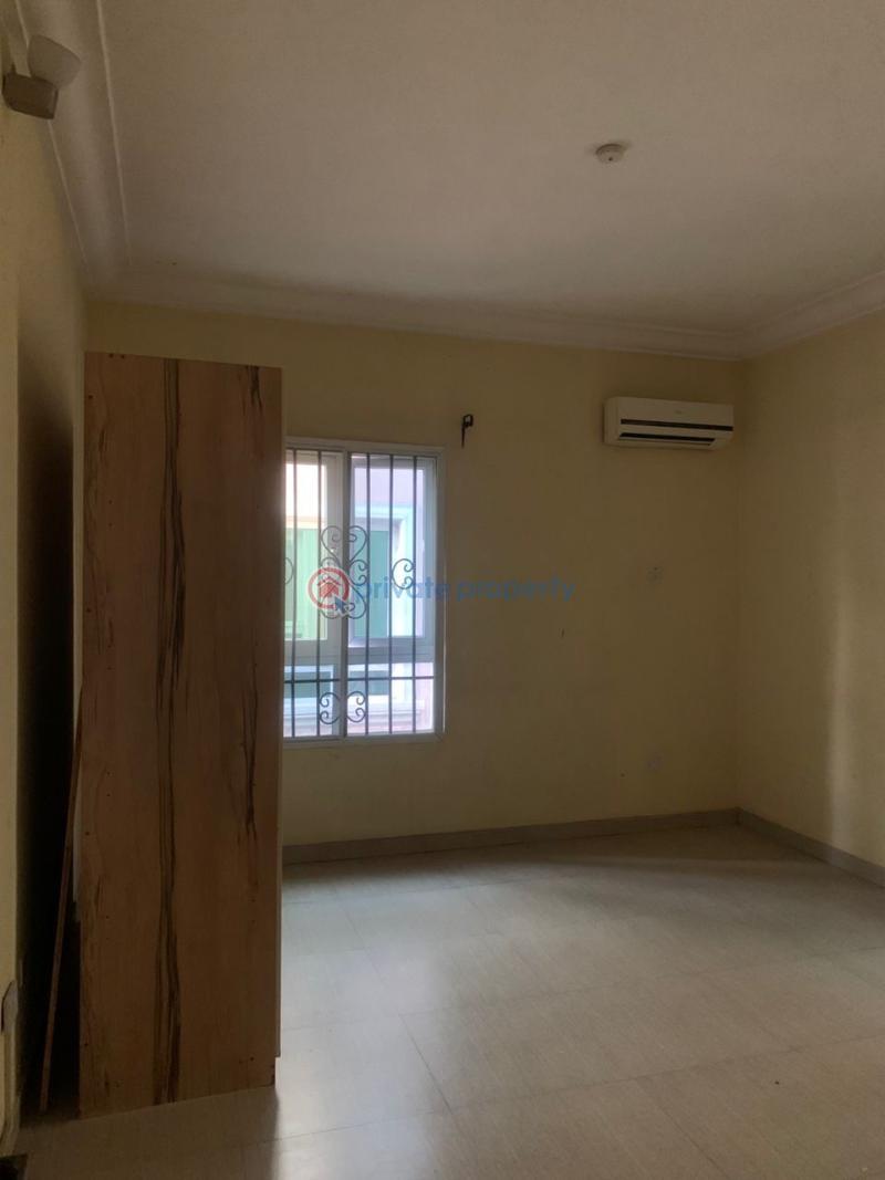 4 bedroom Detached Duplex For Rent Along Lekki Expressway Lagos - 10