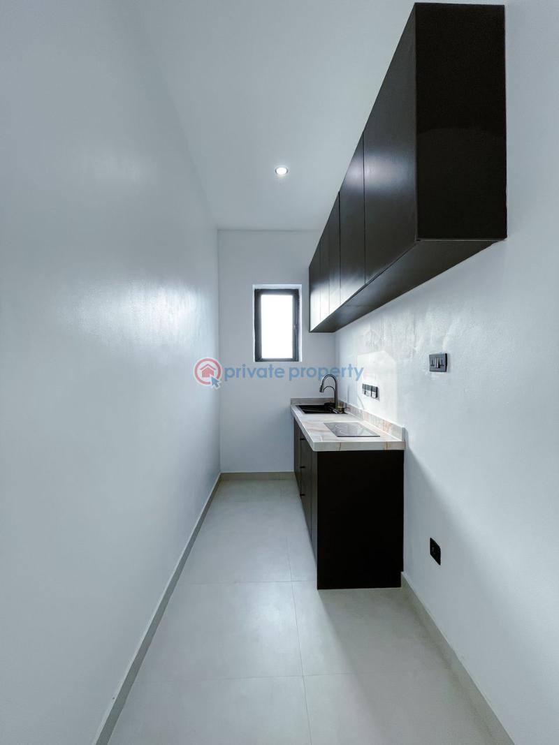 5 bedroom Detached Duplex For Sale Lakeview Park 2 Estate, Orchid Road, Chevron Toll Gate, Along Lekki Expressway Lagos - 10