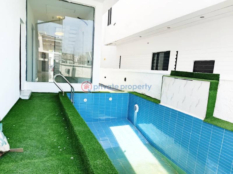 Spacious 5 bedroom fully detached duplex +bq - 2 5 bedroom Detached Duplex For Sale Ajah Lekki , Lagos Lekki Gardens Estate Ajah Lagos - 2