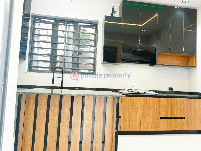 Spacious 5 bedroom fully detached duplex +bq - 4 5 bedroom Detached Duplex For Sale Ajah Lekki , Lagos Lekki Gardens Estate Ajah Lagos - 4