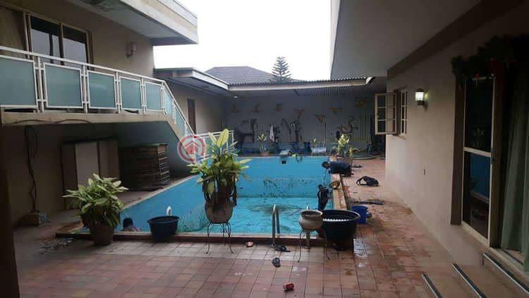 8 bedroom Commercial Property For Sale Ikeja Lagos - 1