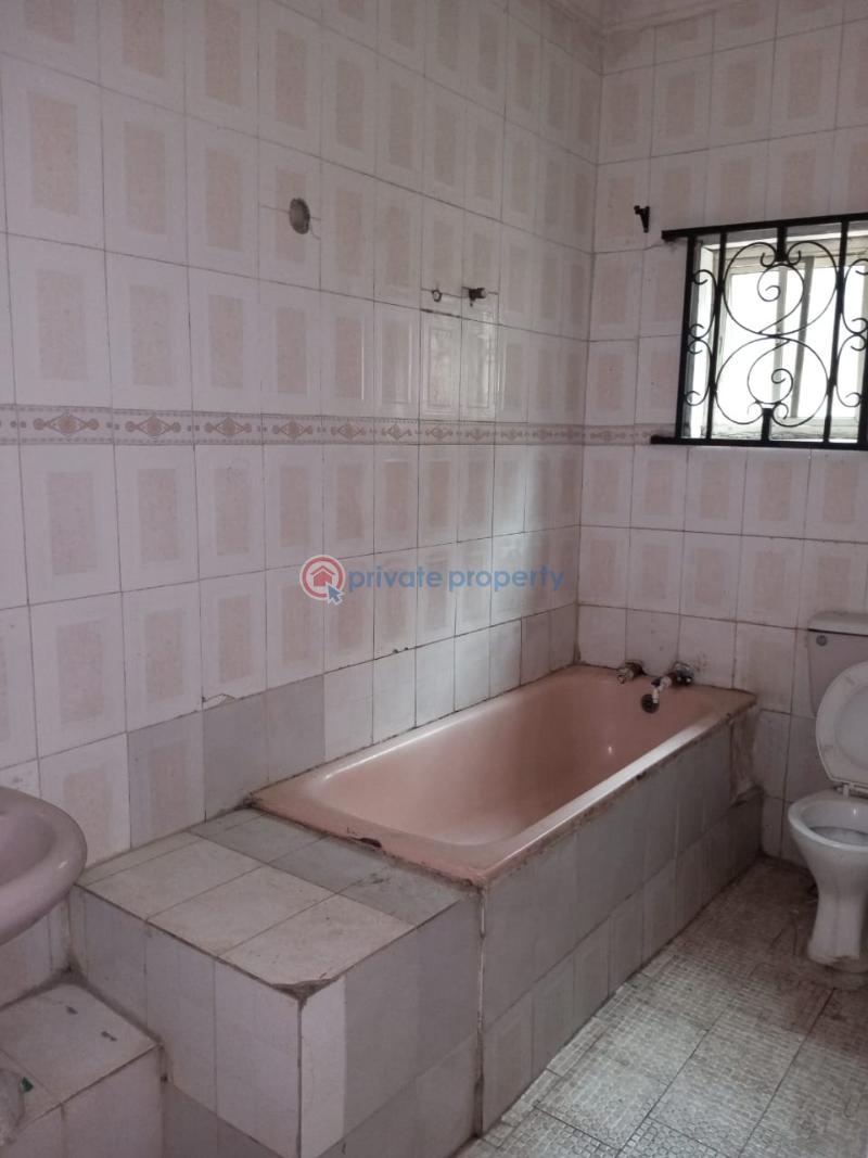 3 bedroom Flat & Apartment For Rent Ogba Lagos - 9