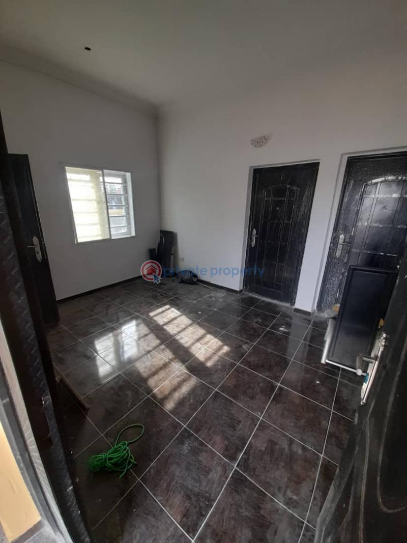 1 bedroom Flat & Apartment For Rent Aiyetuje Bustop 15 Minutes After Lakowe Golf Bustop Ajah Lagos - 6