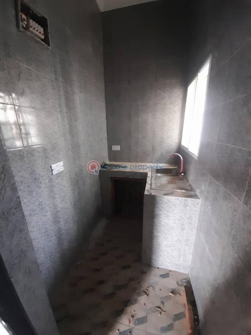 1 bedroom Flat & Apartment For Rent Aiyetuje Bustop 15 Minutes After Lakowe Golf Bustop Ajah Lagos - 4