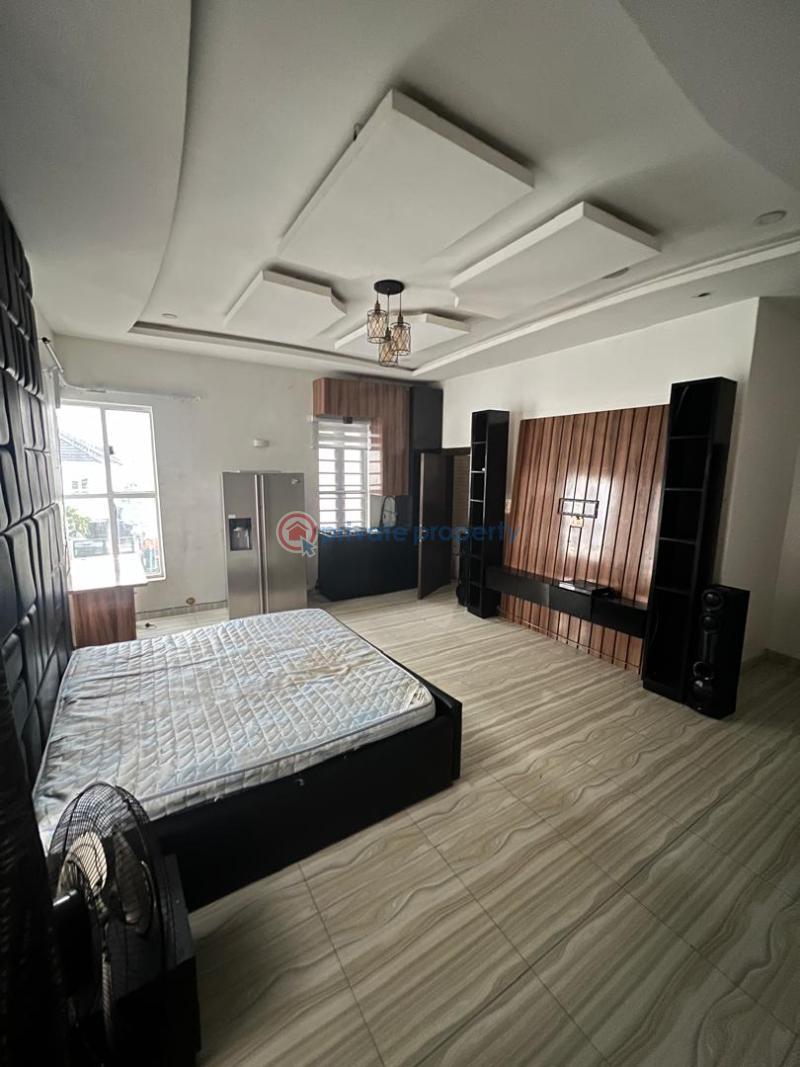 1 bedroom Shared Apartment For Rent Chevy View Lekki Phase 2 Lagos - 1