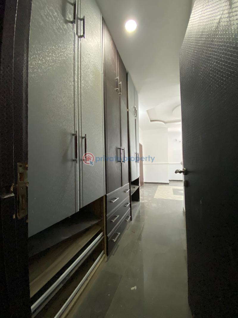 1 bedroom Studio Apartment For Rent Osapa London Lekki Lagos - 3
