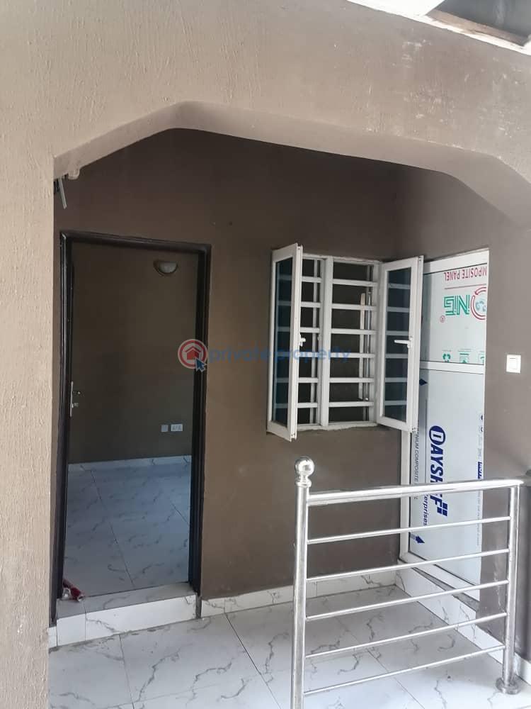 1 bedroom Flat & Apartment For Rent In A Very Secured Estate Sangotedo Ajah Lagos - 4