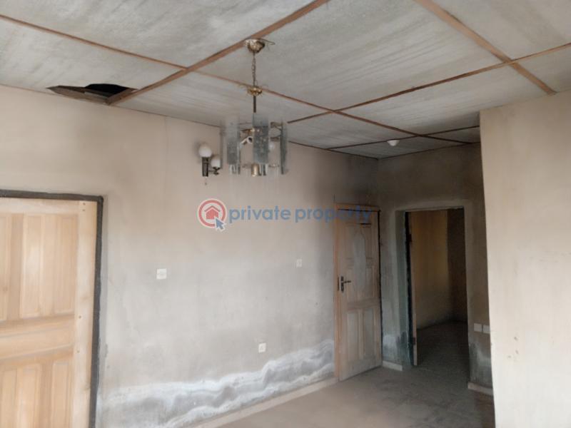 1 bedroom Flat & Apartment For Rent Chairman Street Igbogbo Ikorodu Lagos - 9