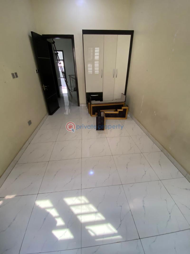 Shared Apartment For Rent Chevy View Chevron Lekki Lagos - 12