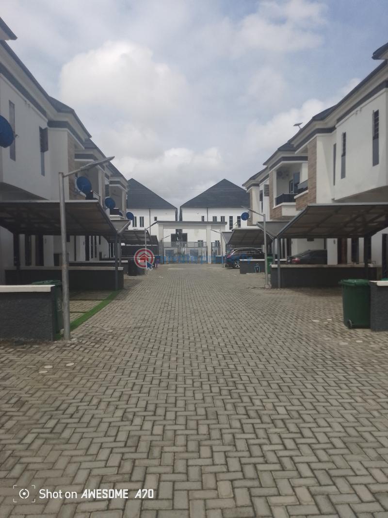 1 bedroom Shared Apartment For Rent Estate Lekki Lagos - 9