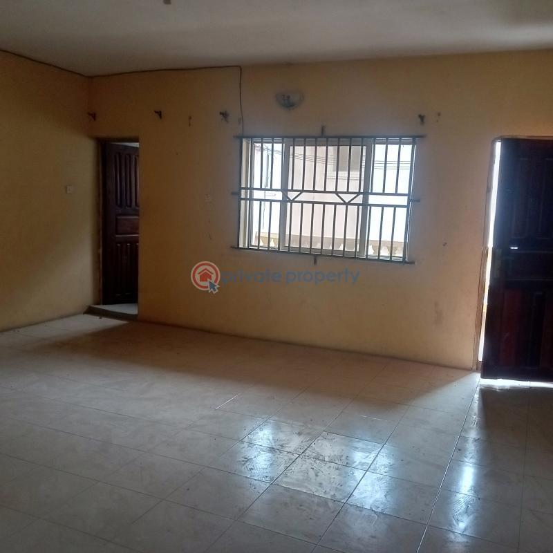 3 bedroom Block Of Flats For Rent Silver Estate, Idimu Ikotun Isolo Lagos - 6