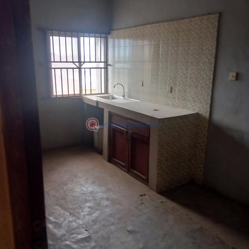 3 bedroom Block Of Flats For Rent Silver Estate, Idimu Ikotun Isolo Lagos - 5