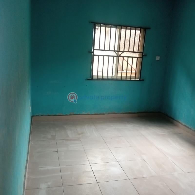 3 bedroom Block Of Flats For Rent Silver Estate, Idimu Ikotun Isolo Lagos - 8