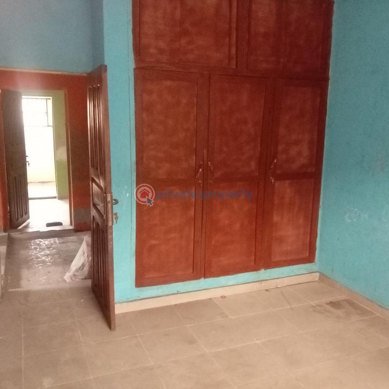 3 bedroom Block Of Flats For Rent Silver Estate, Idimu Ikotun Isolo Lagos - 9