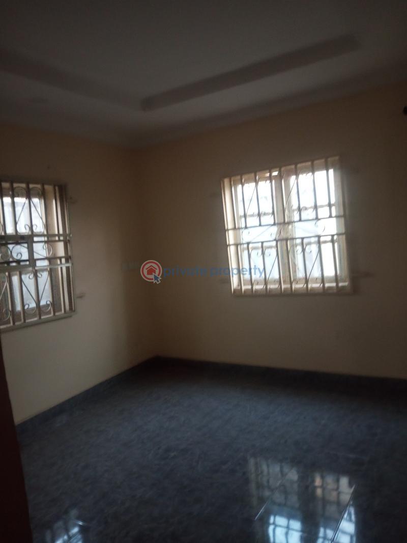 2 bedroom Block Of Flats For Rent Federal Housing Authority Lugbe Abuja Phase 4  - 3