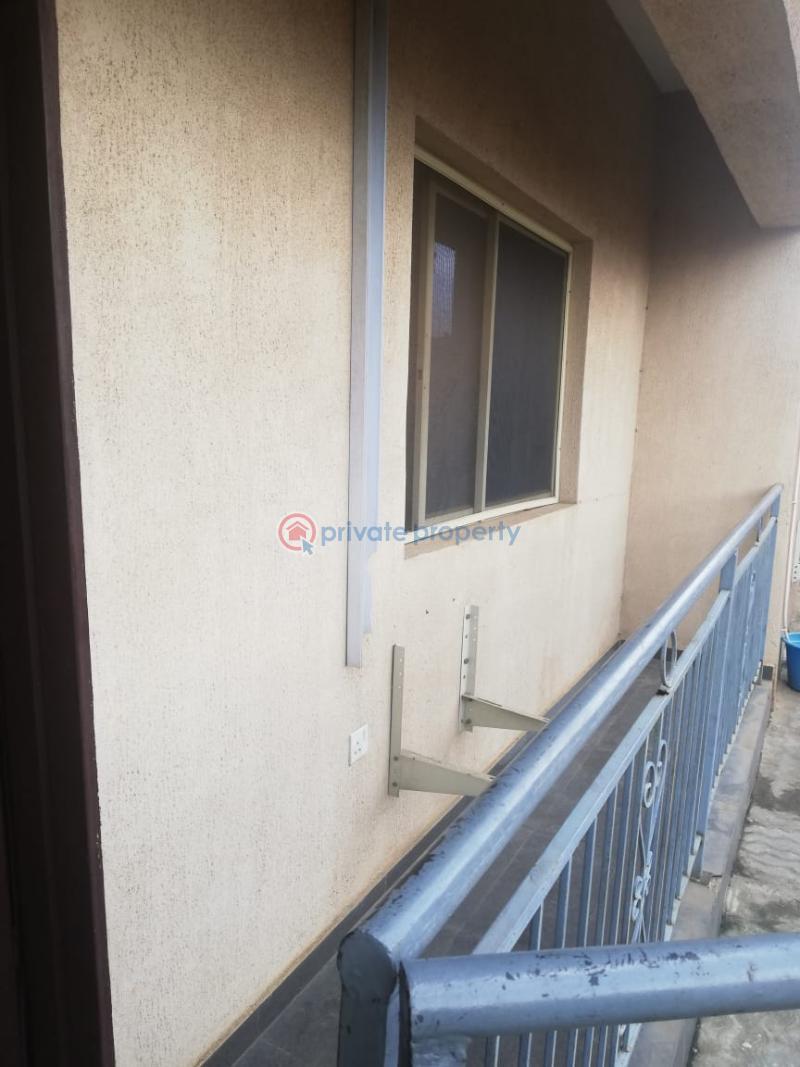 2 bedroom Block Of Flats For Rent Ifako-ogba Lagos - 4
